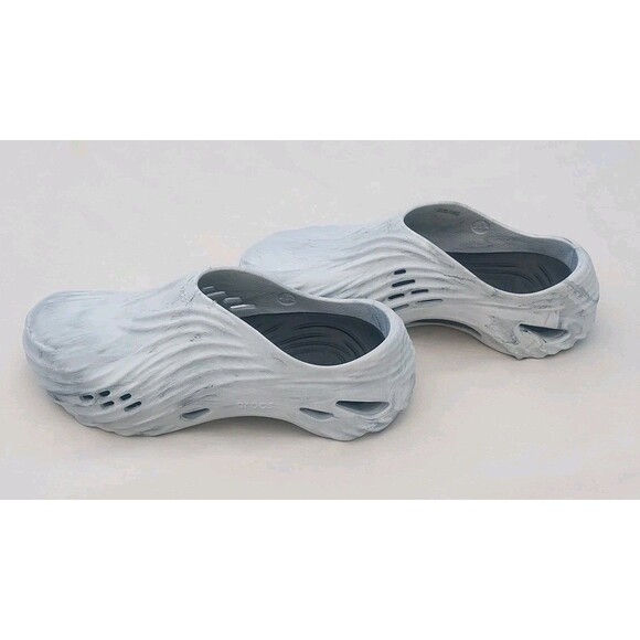 Crocs Echo Watercolor Marble Wave Men Sz 10 NEW main image 4